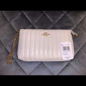 Coach Large Wristlet With Linear Quilting